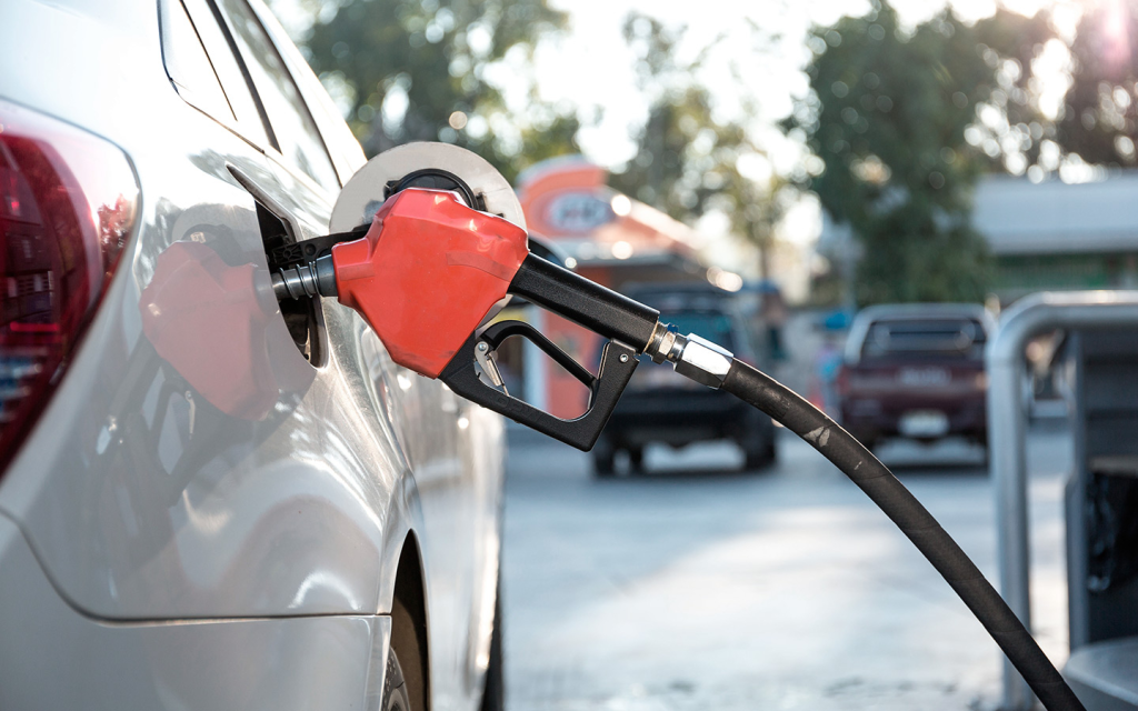 Литва вводит ограничения на ввоз топлива из Беларуси и России