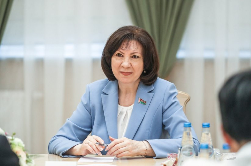 Віншаванне Старшыні Савета Рэспублікі Нацыянальнага сходу Наталлі Качанавай  з Днем Перамогі
