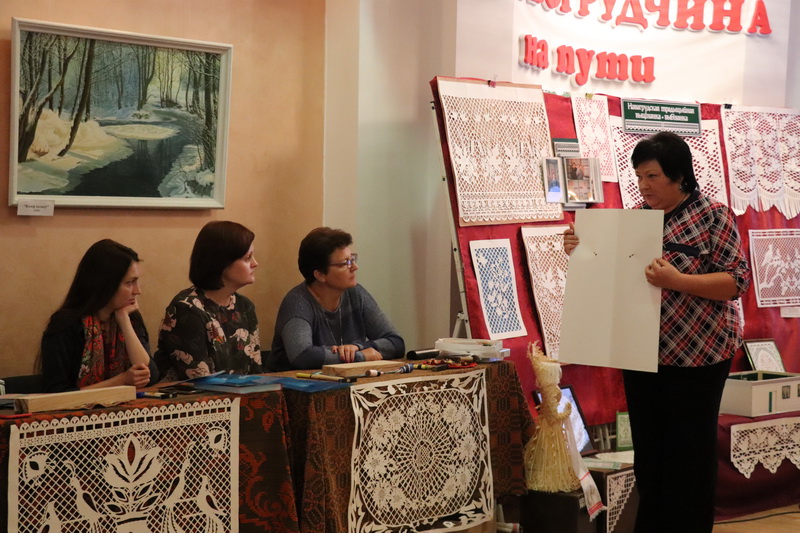 В Новогрудке прошел областной семинар-практикум «Папяровая пластыка. Традыцыі і сучаснасць» 