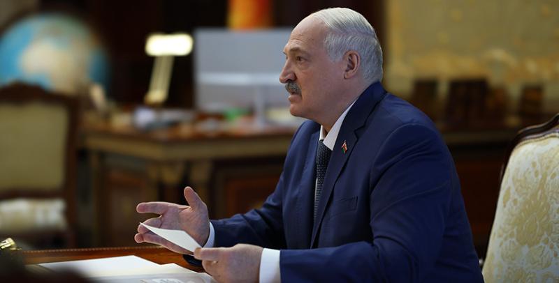 Александр Лукашенко поручил запретить поездки за рубеж детских групп без госнадзора и разрешения