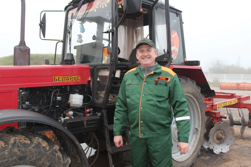 В коллективе ДЭУ №56 работают профессионалы своего дела – Николай Красковский и Андрей Бояровский