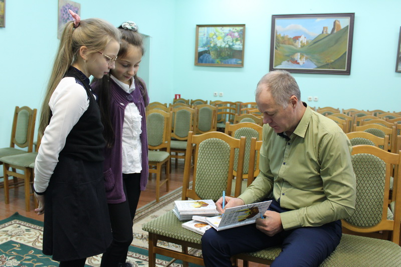 Таямніцы гары Міндоўга – новая кніга Міхася Зізюка