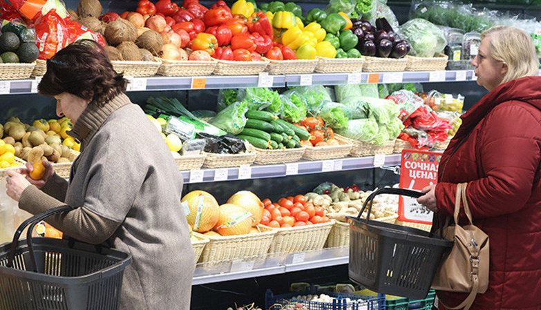 Розничный товарооборот в Беларуси в январе-апреле вырос на 12,1%