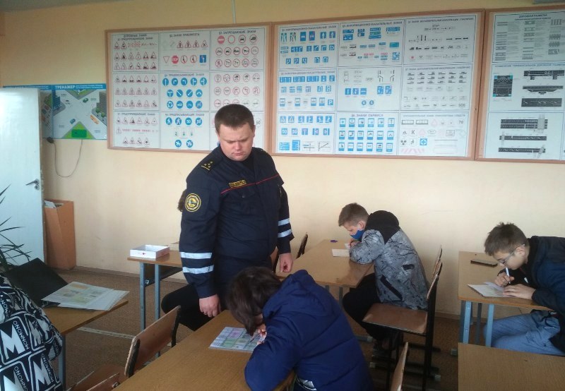 Районная олимпиада по Правилам дорожного движения прошла в Новогрудке