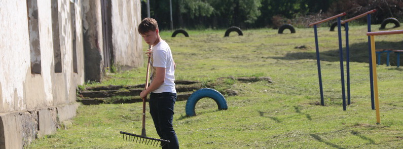 Первый трудовой опыт, заработная плата и оформление трудовой книжки. Рассказываем, как организована вторичная занятость молодежи в Новогрудском районе
