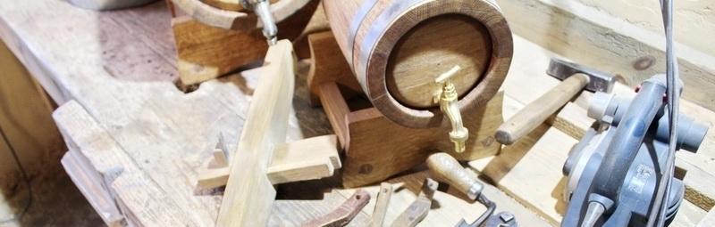 Навагрудчаніну Івану Шыману бондарства дасталася ў спадчыну 