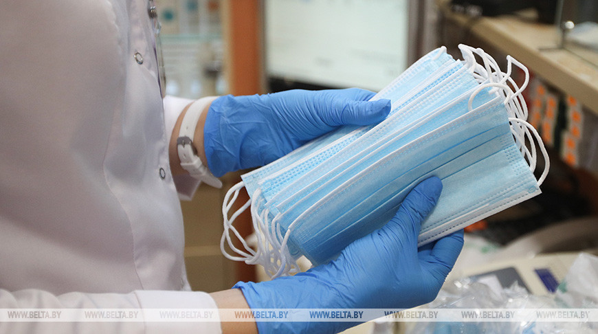 Лукашенко: я никогда не был против ношения масок, но культура их использования есть только у врачей