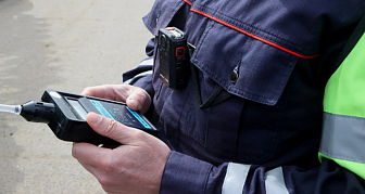 Пьяному и бесправному не место на дороге!