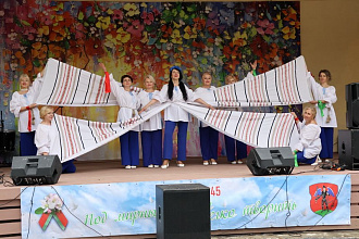 Красота, драйв и таланты: праздничная площадка «Нам этот мир завещано беречь» объединила поколения