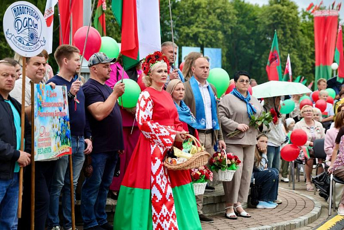 В Новогрудке отпраздновали День Независимости Республики Беларусь (+ФОТО)