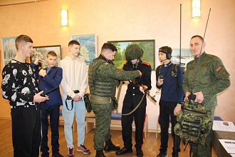Шанс стать офицером: в военные вузы продлен прием документов