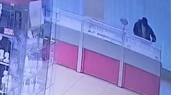 Раскрываемость таких преступлений - 100%. МВД о резонансном нападении на ювелирный магазин