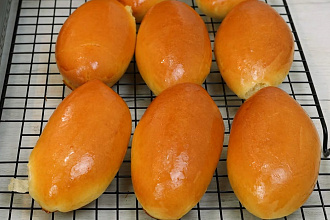 Как у бабушки: рецепт пирожков с капустой и яйцом