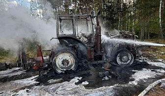  В Новогрудском районе спасатели ликвидировали пожар трактора