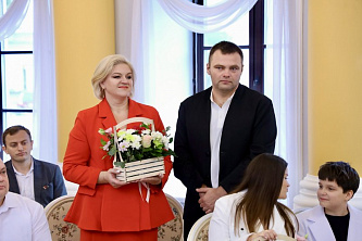 Гордость Новогрудчины. Семья Гиринович-Граховских приняла участие в областном торжественном приеме к Неделе родительской любви